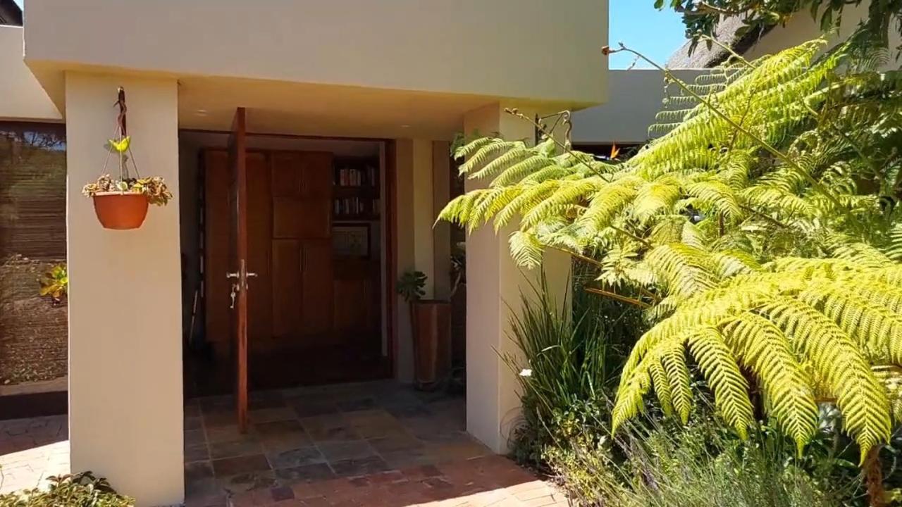 Paradise Cove ビクトリア・ベイ エクステリア 写真